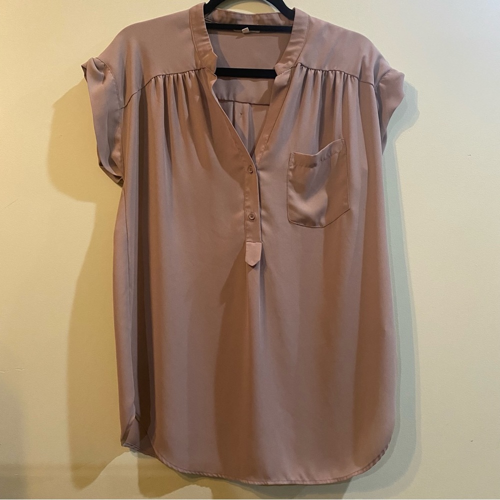 Pleione Size Medium Mushroom/Tan Women’s Blouse